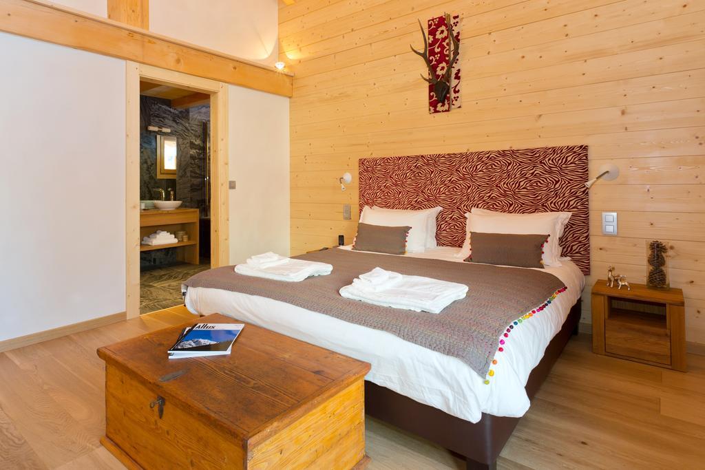 Chalet Isabelle Mountain lodge 5 star 5 bedroom en suite sauna jacuzzi Chamonix Kamer foto
