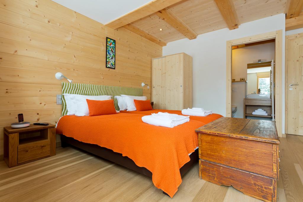 Chalet Isabelle Mountain lodge 5 star 5 bedroom en suite sauna jacuzzi Chamonix Buitenkant foto