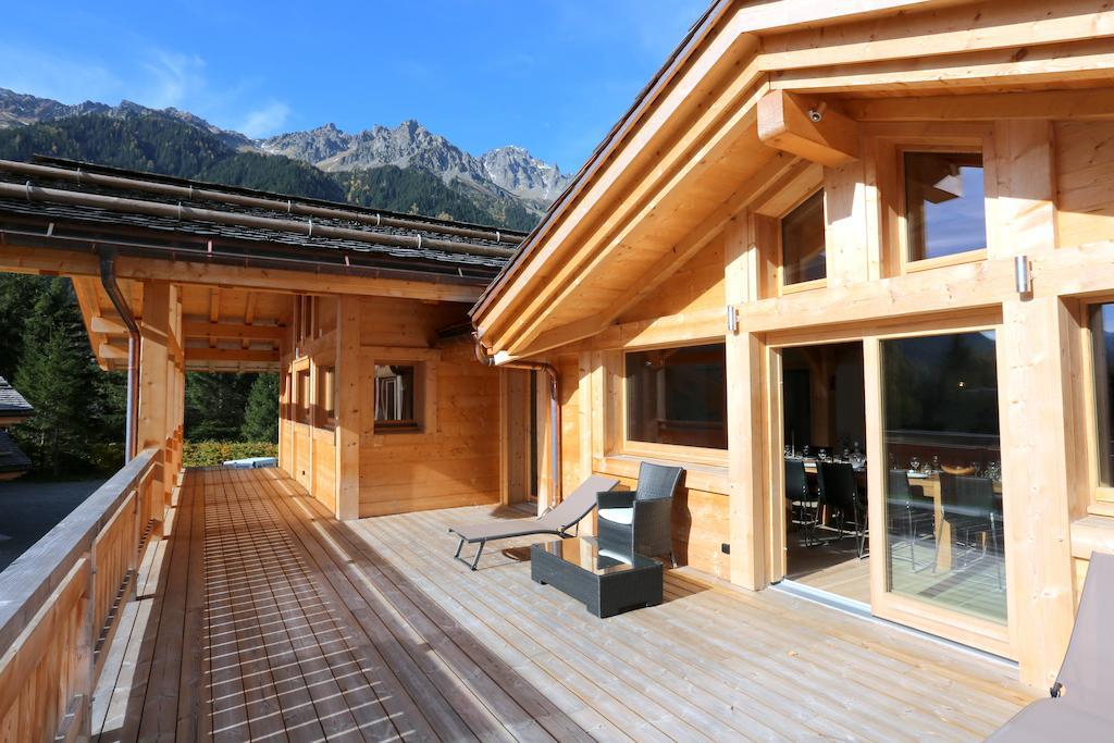 Chalet Isabelle Mountain lodge 5 star 5 bedroom en suite sauna jacuzzi Chamonix Buitenkant foto